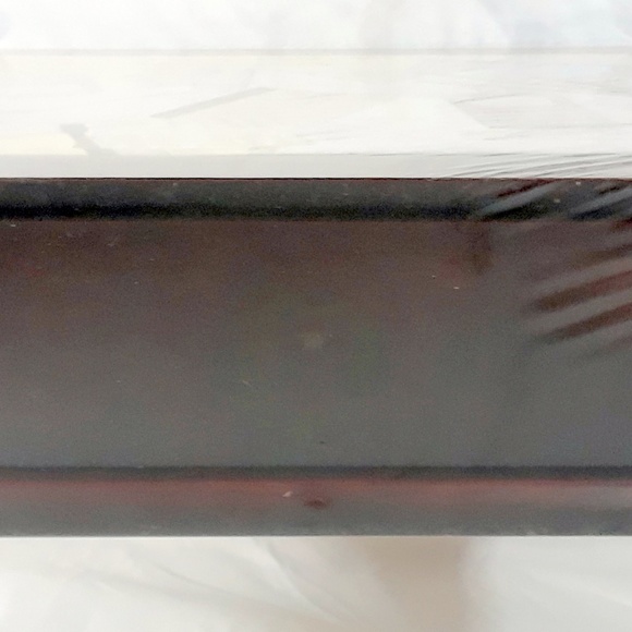 Fine Stationery in a Solid Hardwood Keepsake Chest - Picture 8 of 8